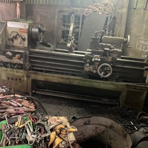 中古車床 - 台中精機 傳統車床(共用牙箱) 580 X 1500 中古車床 - 台中精機 傳統車床(共用牙箱) 580 X 1500